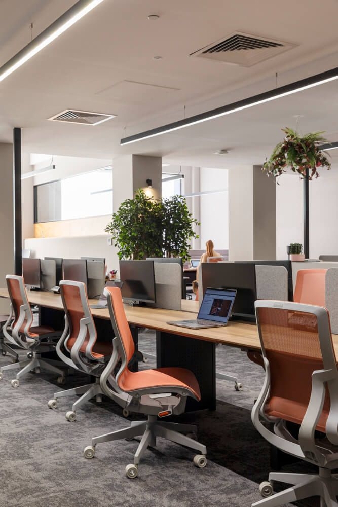 Access ad hoc coworking space with your virtual membership