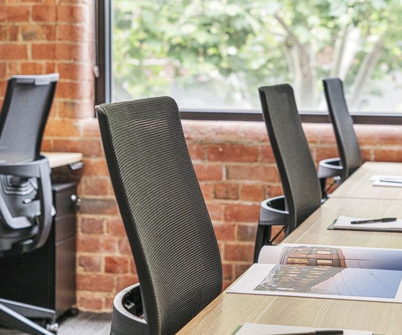 Shared Workspace Vs Traditional Office space